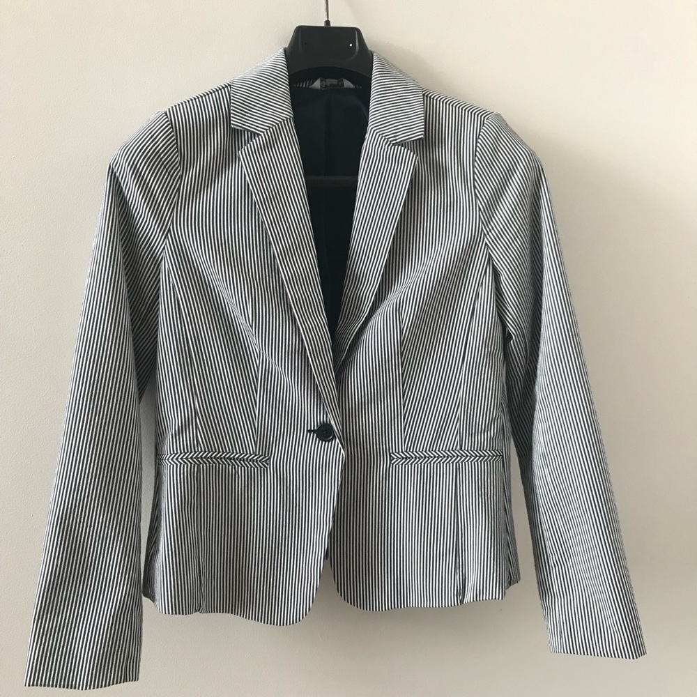 Like new - Spring summer dress jacket - Blue and white fine lines - 8P